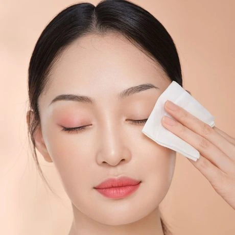 Cómo usar toallitas desagües de maquillaje correctamente: una guía de chicas perezosas para el cuidado de la piel